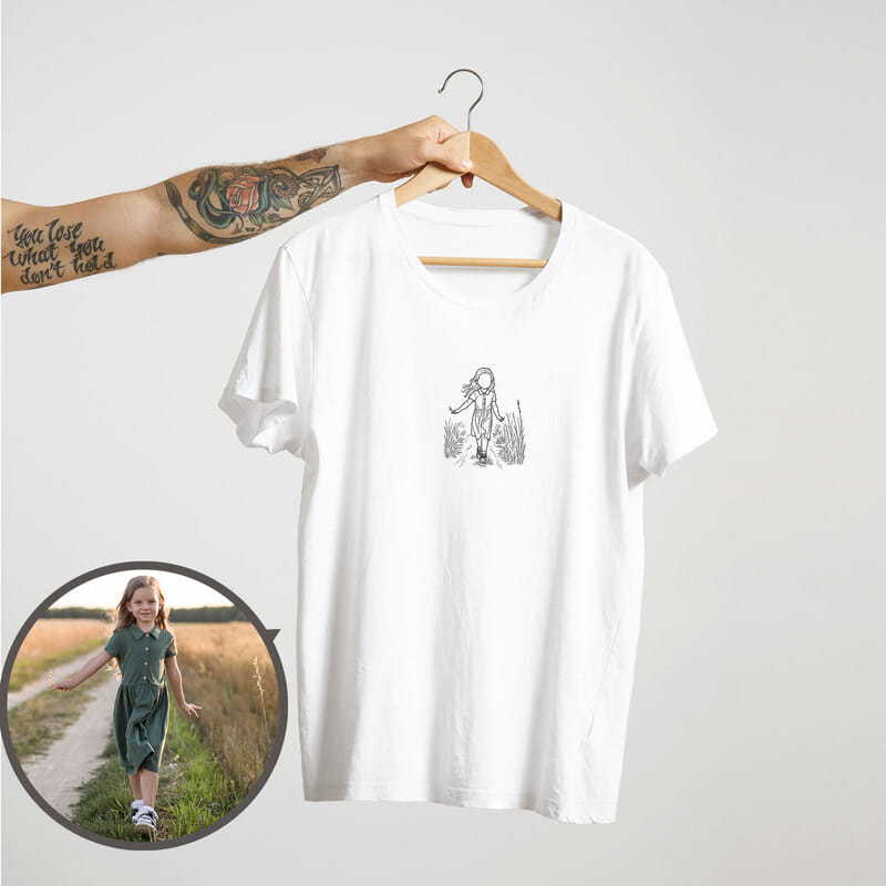 Minimalist Line Art Baskılı Tişört