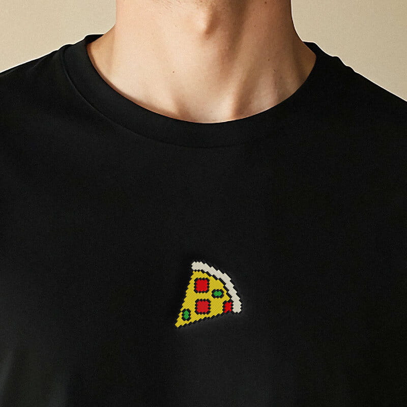Nakışlı Piksel İkonlar Tasarımlı Erkek Tişört