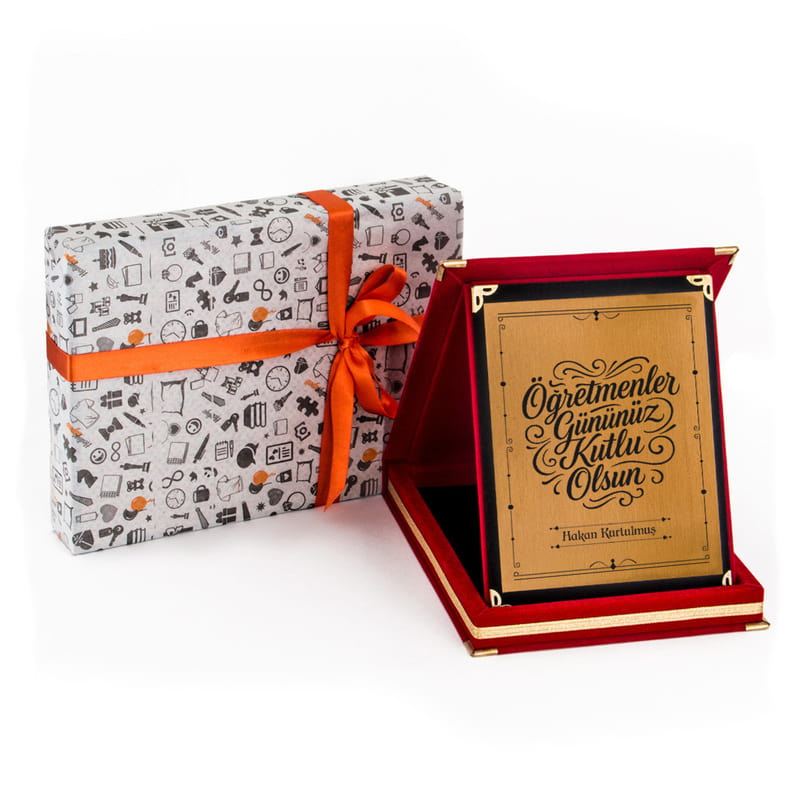 Öğretmenler Gününüz Kutlu Olsun İsimli Plaket