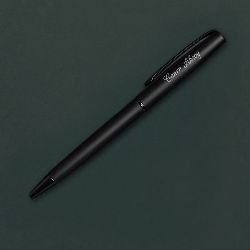 Senin Yılın Erkek Yılbaşı Hediye Kutusu - İsimli Termos Bardak Hediyeli