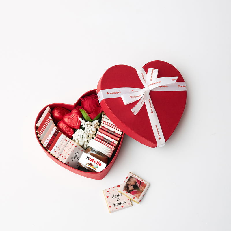 Sevgiliye Nutella ve Çikolata Hediye Kutusu