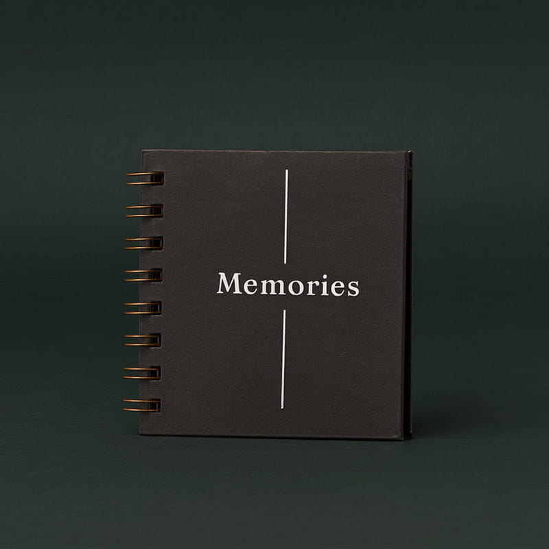 Sevgiliye Özel Anı Albümlü Yılbaşı Hediye Kutusu - Atkı Hediyeli