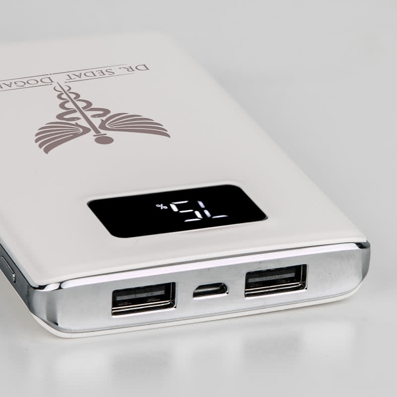Doktora Hediye İsme Özel Harici Şarj 8000 mAh