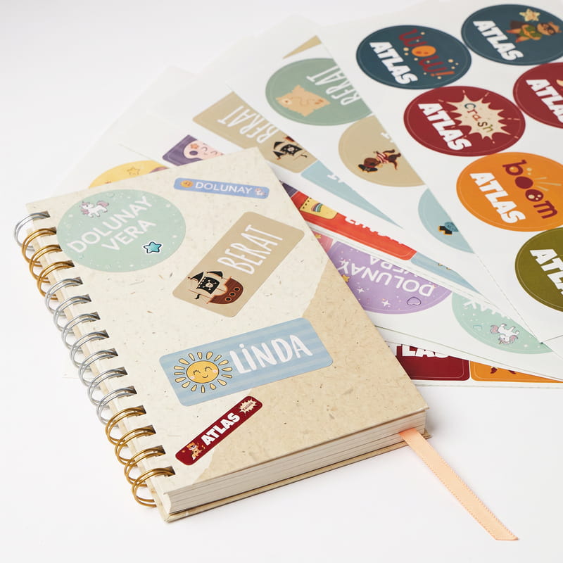 İlkokul Özel İsimli Beslenme Kabı - Sticker ve Kumaş Baskı Etiketi Seçenekli