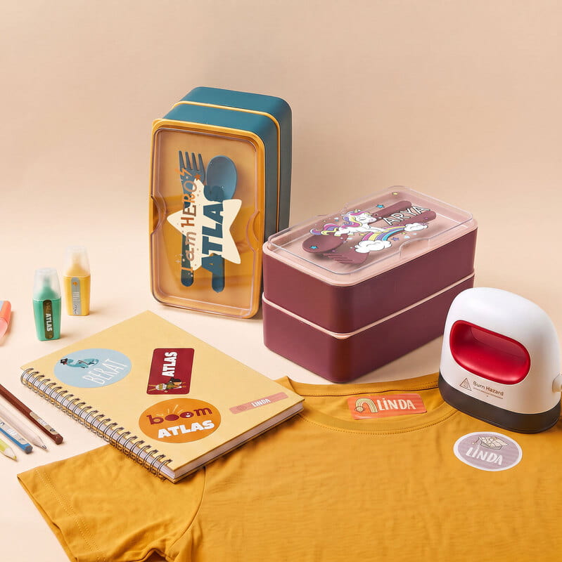 İsme Özel Suluk, Beslenme Kabı, Sticker ve Kumaş İsim Etiketi - 4'lü Set