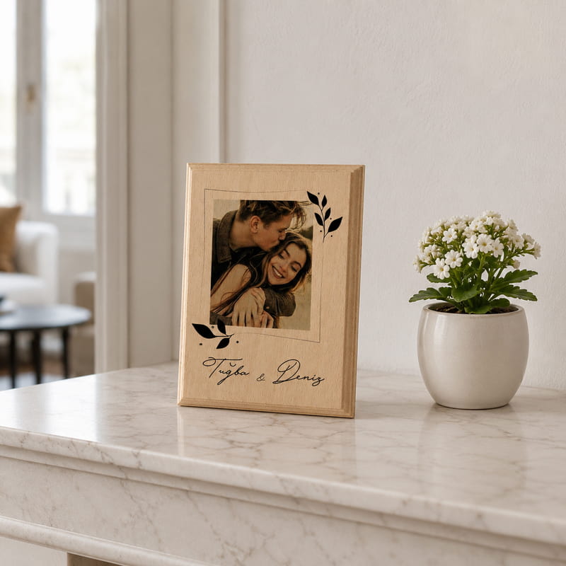 Sevgiliye Hediye Fotoğraf ve İsim Baskılı Mini Ahşapfoto