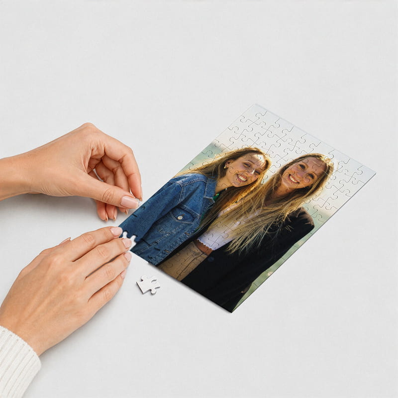 Sıkı Dostlara Hediyelik İsim Yazılı Kapsül Şişeli Mini Puzzle
