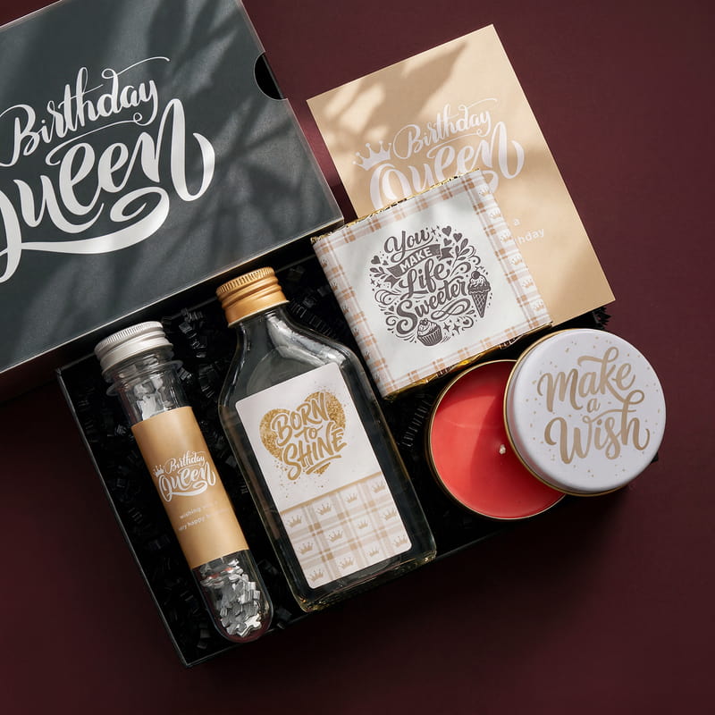 Yeni Yaşında Parla Doğum Günü Hediye Kutusu - Kapsül Puzzle Hediyeli