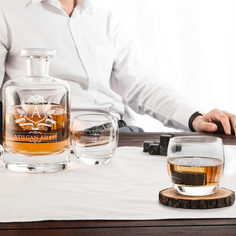 Aile İsmine Özel Louisville Viski Seti