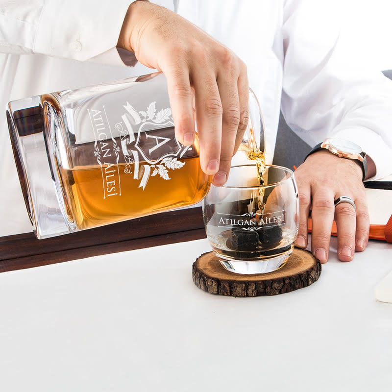 Aile İsmine Özel Louisville Viski Seti