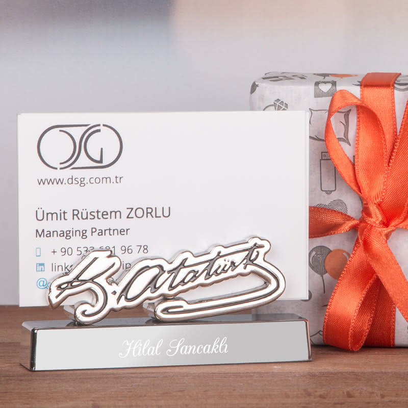 Atatürk İmzası Tasarımlı Masaüstü Kartvizitlik