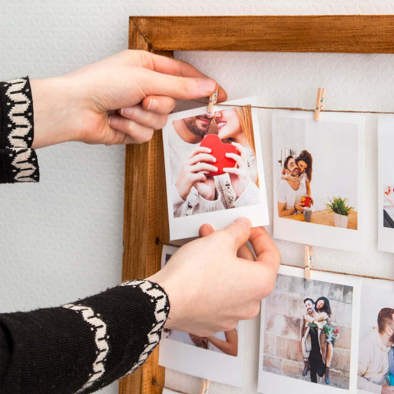 12 Fotoğraf Baskılı Mandallı Anı Çerçevesi