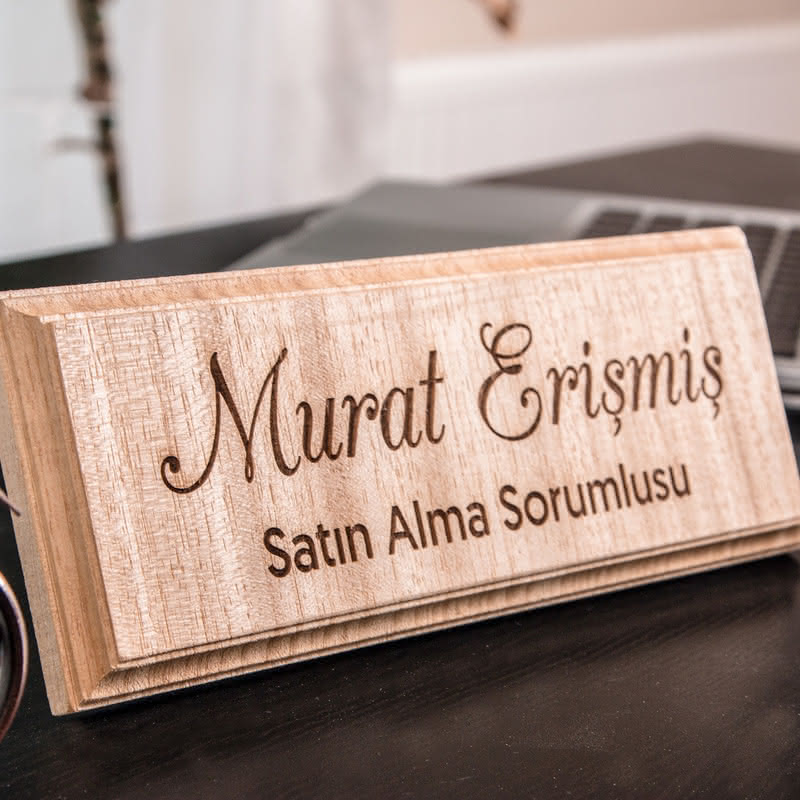Kişiye Özel Ahşap İsimlik ve Kartvizitlik