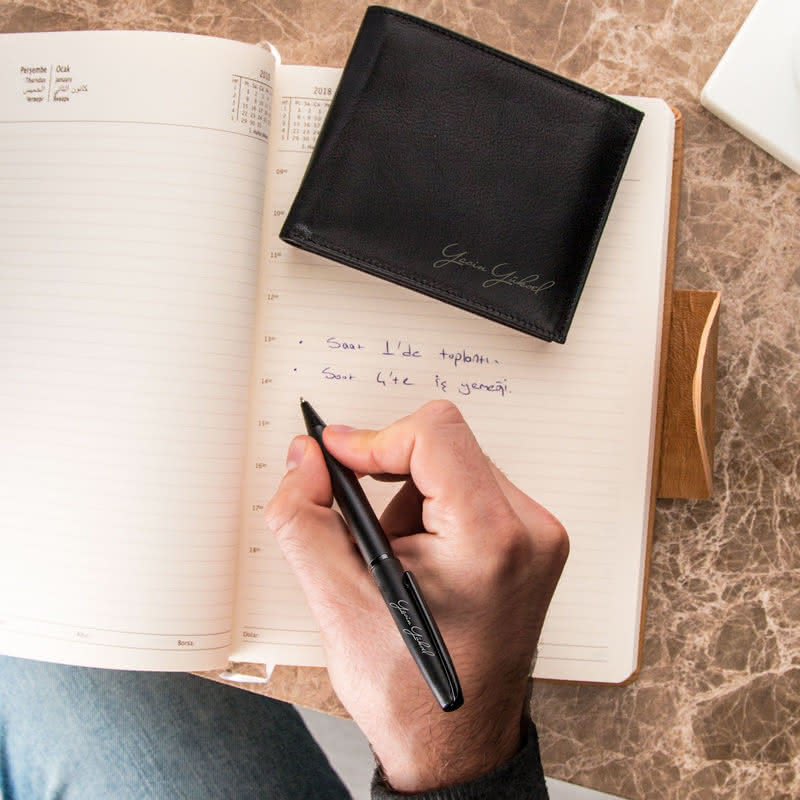 Özel Kutusunda İsimli Cüzdan Kalem Hediye Seti - Hakiki Deri