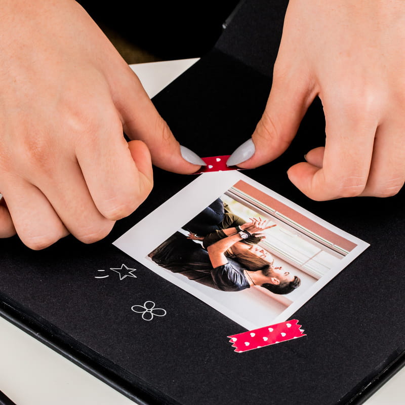 Yeni Evlilere Hediye İsim ve Tarihli Anı Fotoğraf Albümü