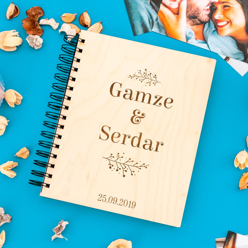 Ahşap Kapaklı Kişiye Özel Fotoğraf Albümü