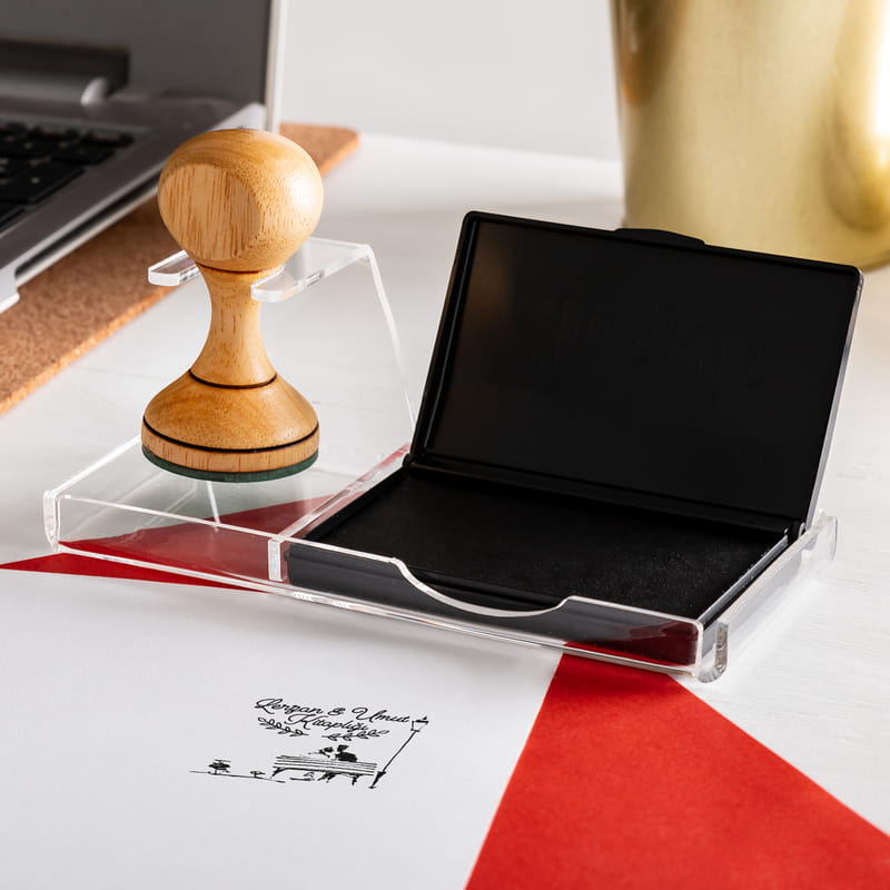 Evli Çiftlere Özel İsim Yazılı Kütüphane Kaşesi