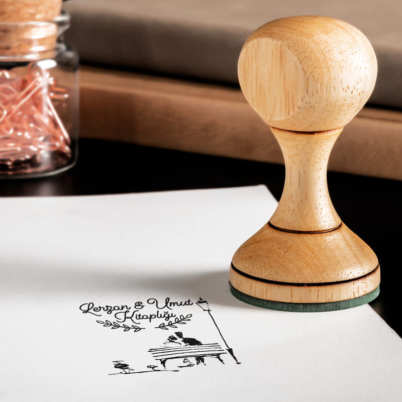 Evli Çiftlere Özel İsim Yazılı Kütüphane Kaşesi