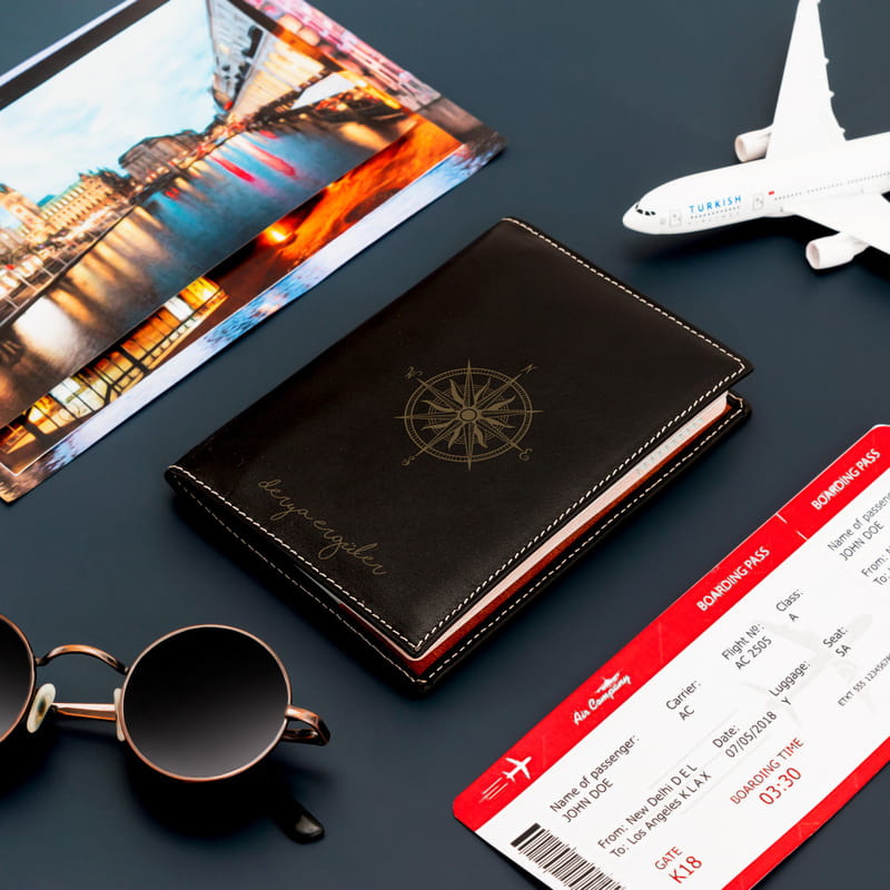 Kişiye Özel Pusula Tasarımlı Deri Pasaportluk