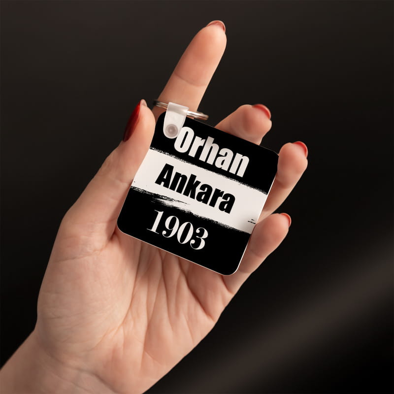 Siyah Beyaz İsimli Taraftar Anahtarlığı