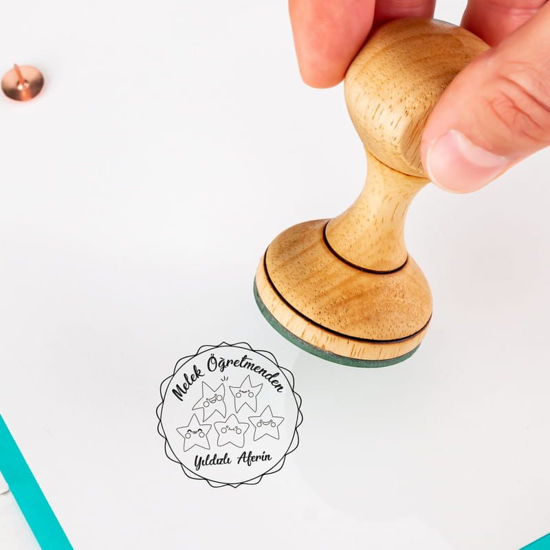 Yıldızlı Aferin Tasarımlı Öğretmene Hediye Ahşap Mühür Seti