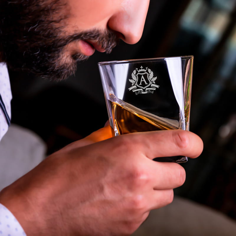 Aileye İsmine Özel Ahşap Kutulu Orkney Viski Seti