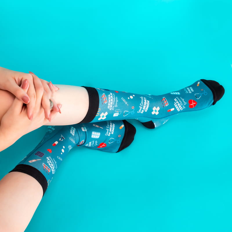 Doktorlara Hediye İsim ve Unvan Yazılı Renkli Esprili Çorap