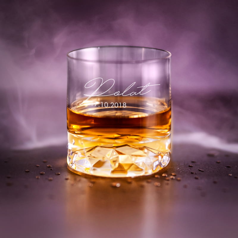 İmza Tasarımlı Ahşap Kutulu 2'li Chicago Viski Kadeh Seti