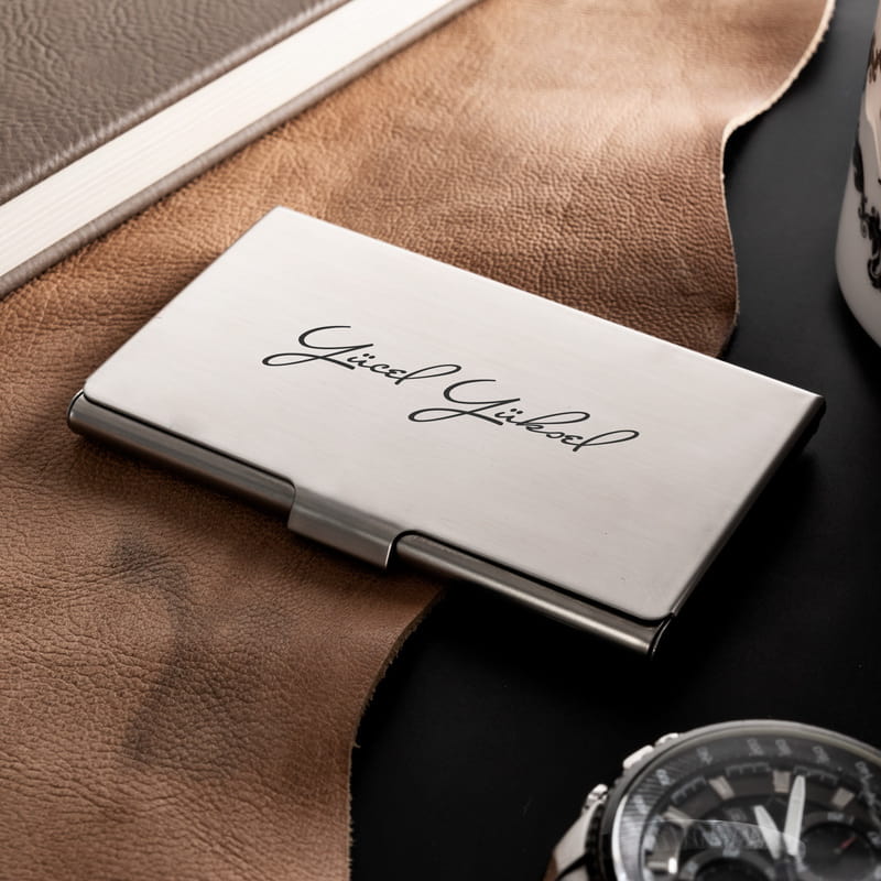 İsme Özel İmzalı Metal Kartlık