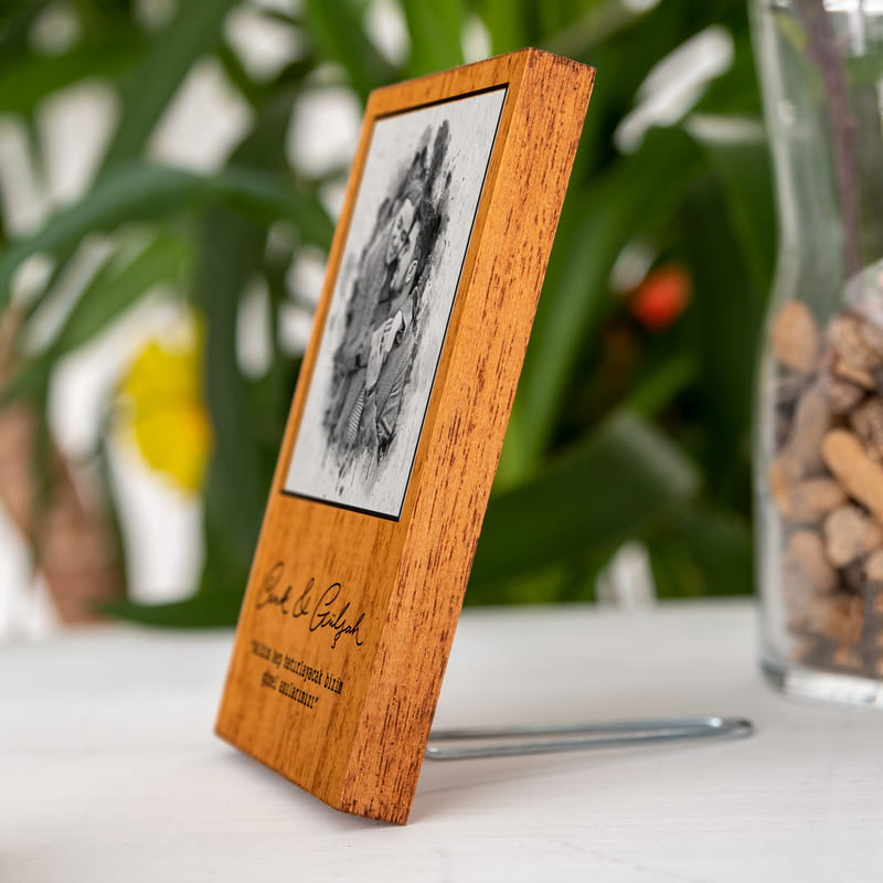 Karakalem Efektli Sevgiliye Hediye Masif Çerçeve