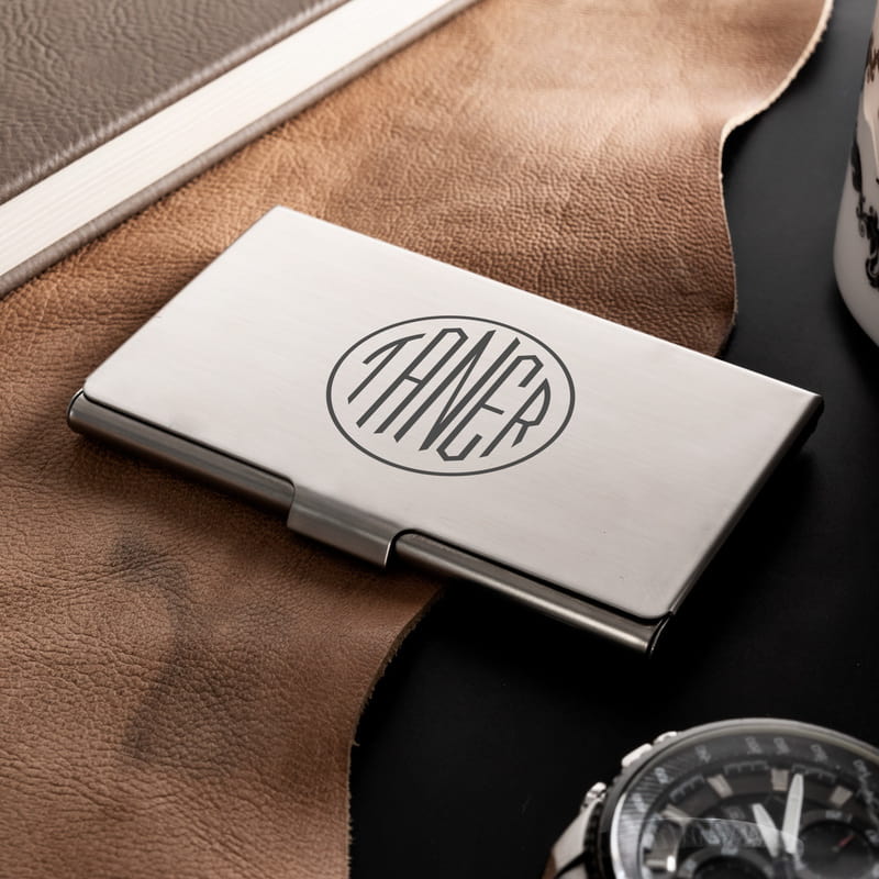Monogram İsim Yazılı Metal Kartvizitlik