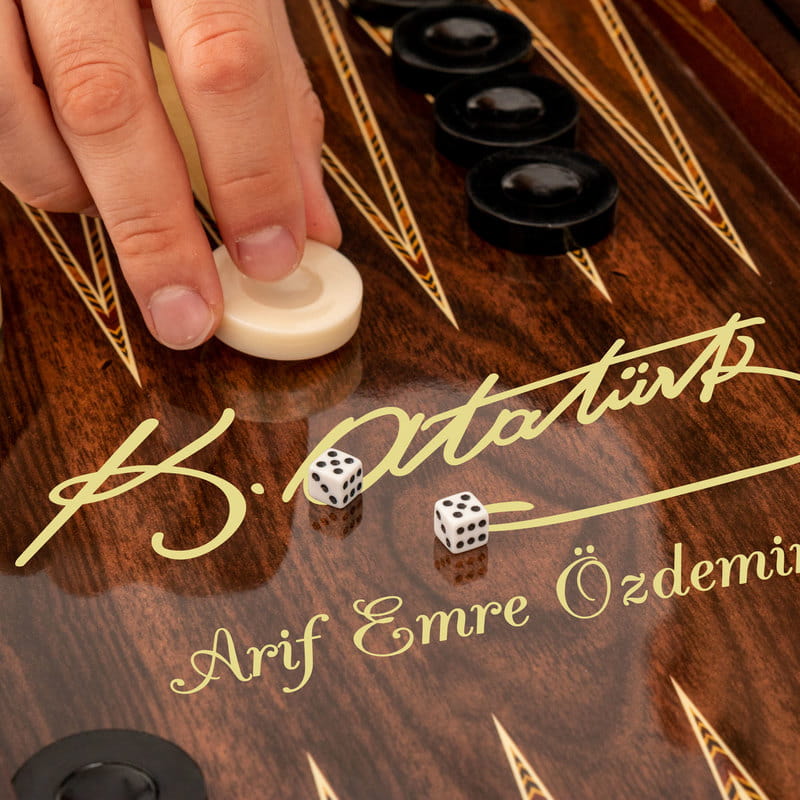 Mustafa Kemal Atatürk İmzalı İsme Özel Tavla