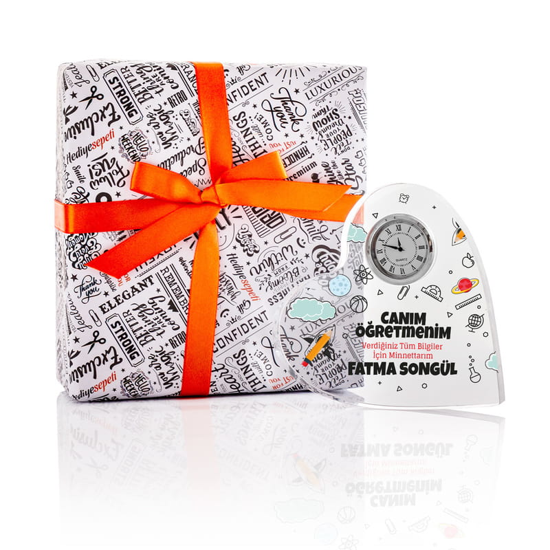 Öğretmenlere Hediye İsim Yazılı Esprili Kalp Saat