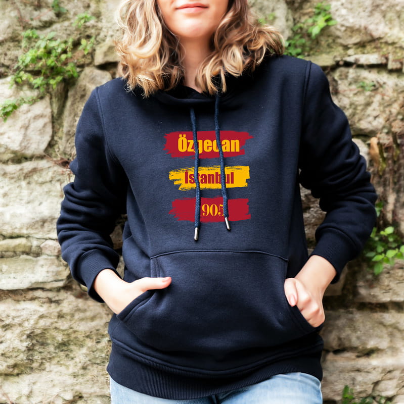 Sarı Kırmızı Baskılı İsme Özel Kapşonlu Sweatshirt - %100 Pamuklu Kumaş