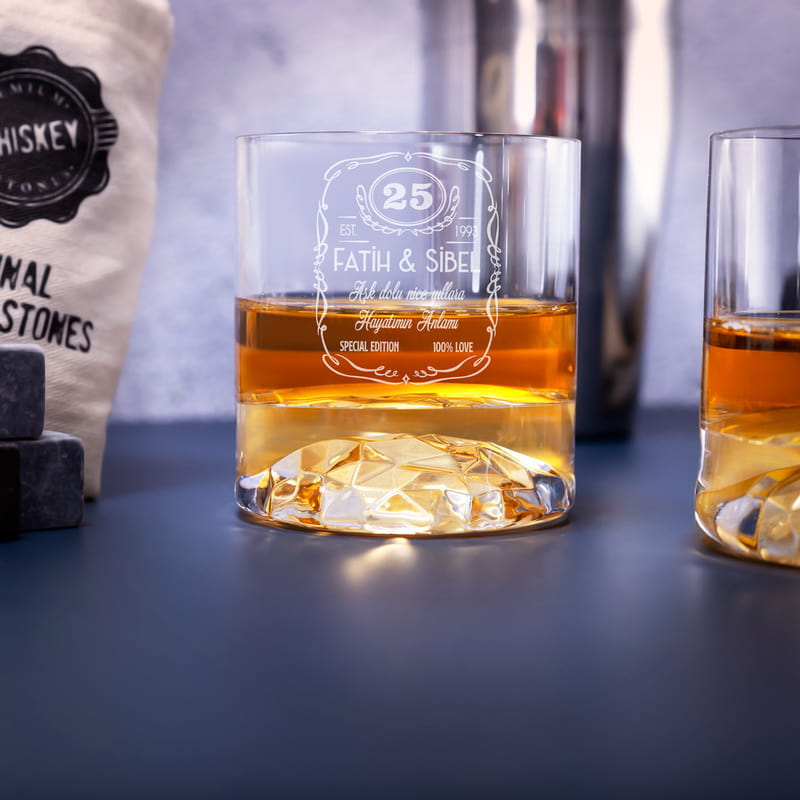Yıldönümü Hediyesi Ahşap Kutulu 2'li Chicago Viski Kadeh Seti