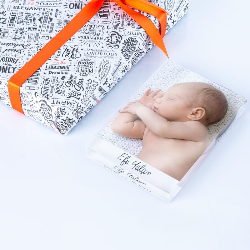 Bebeklere Dünyaya Hoş Geldin Hediyesi Fotoğraf Baskılı Akrilik Çerçeve