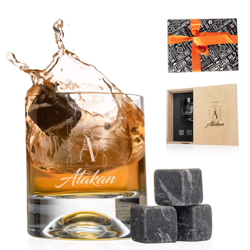 Minimal Harf İşlemeli Tarih Yazılı Ahşap Kutulu Viski Kadeh Seti