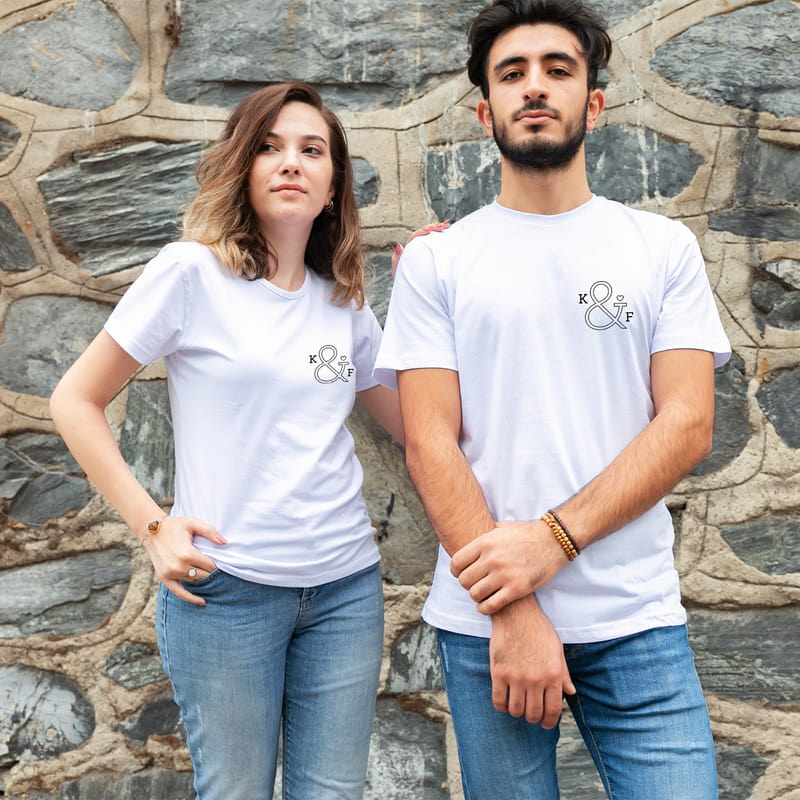 Sevgiliye Hediye Minimal Harf Tasarımlı Sevgili Tişört Kombini - %100 Pamuklu Kumaş