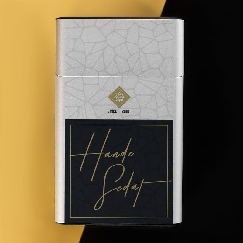 Sevgiliye Hediye Minimal Tasarımlı Premium Metal Tabaka