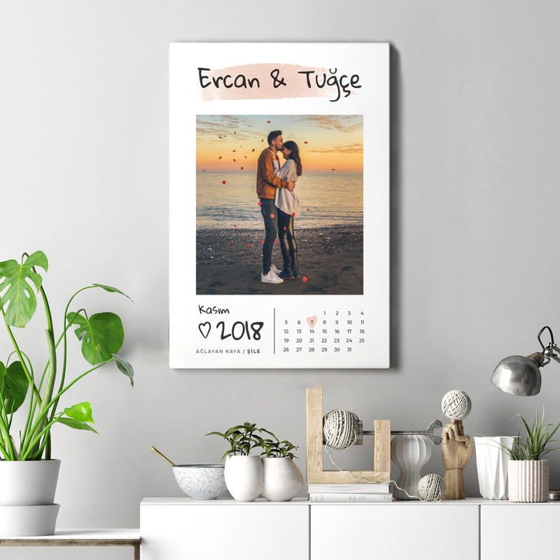 Sevgiliye Hediye Tarihli Kanvas Tablo 40x60