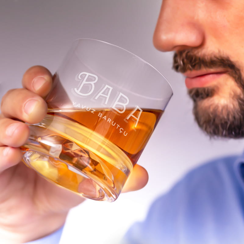 Babaya Hediye İsme Özel Ahşap Kutulu Chicago Viski Kadeh Seti