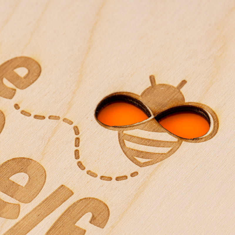 Bee Yourself Kişiye Özel Ahşap Kapaklı Defter