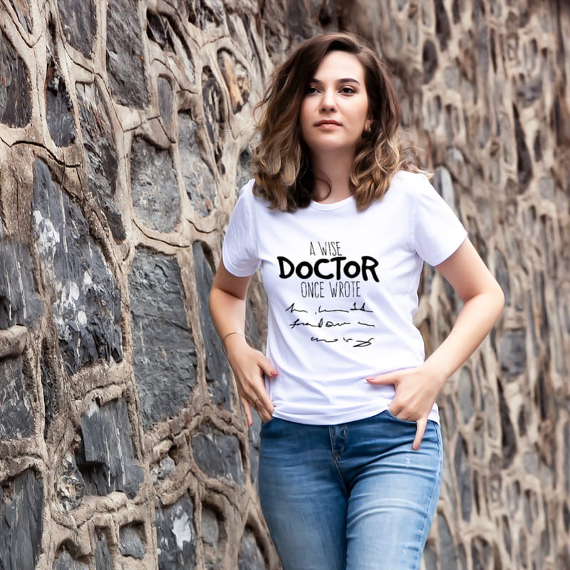 Bilge Doktorlara Hediye Esprili Tişört - %100 Pamuklu Kumaş