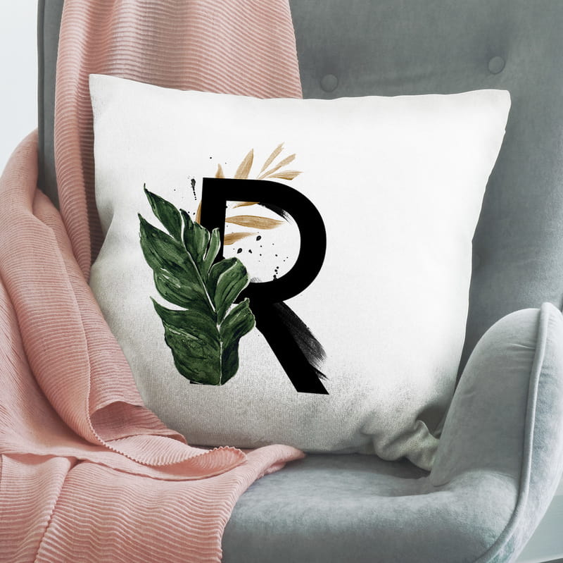 Dekoratif Kişiye Özel Harf Baskılı Yastık