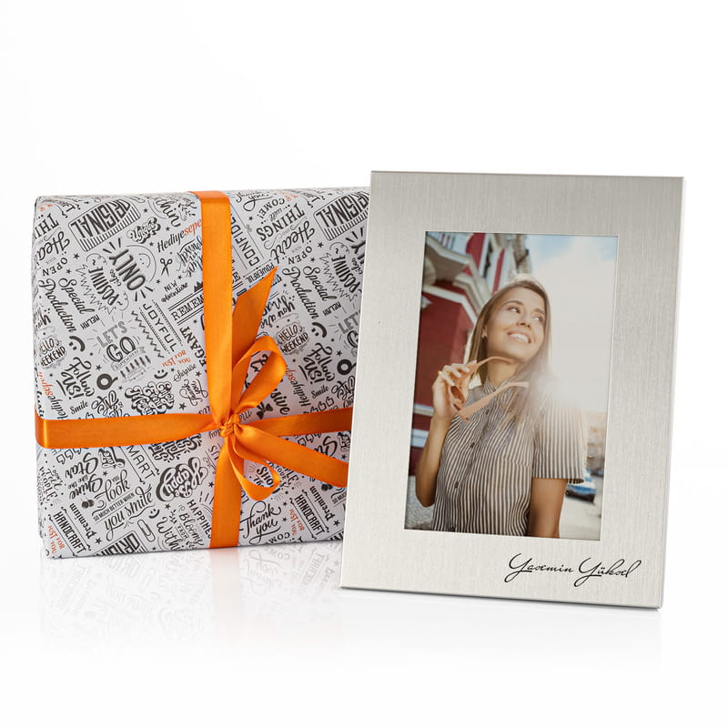 İsme Özel İmza Stili Metalik Masaüstü Çerçeve