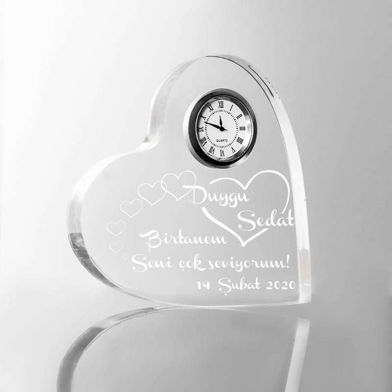 Kalpli Sevgililer Günü Saati