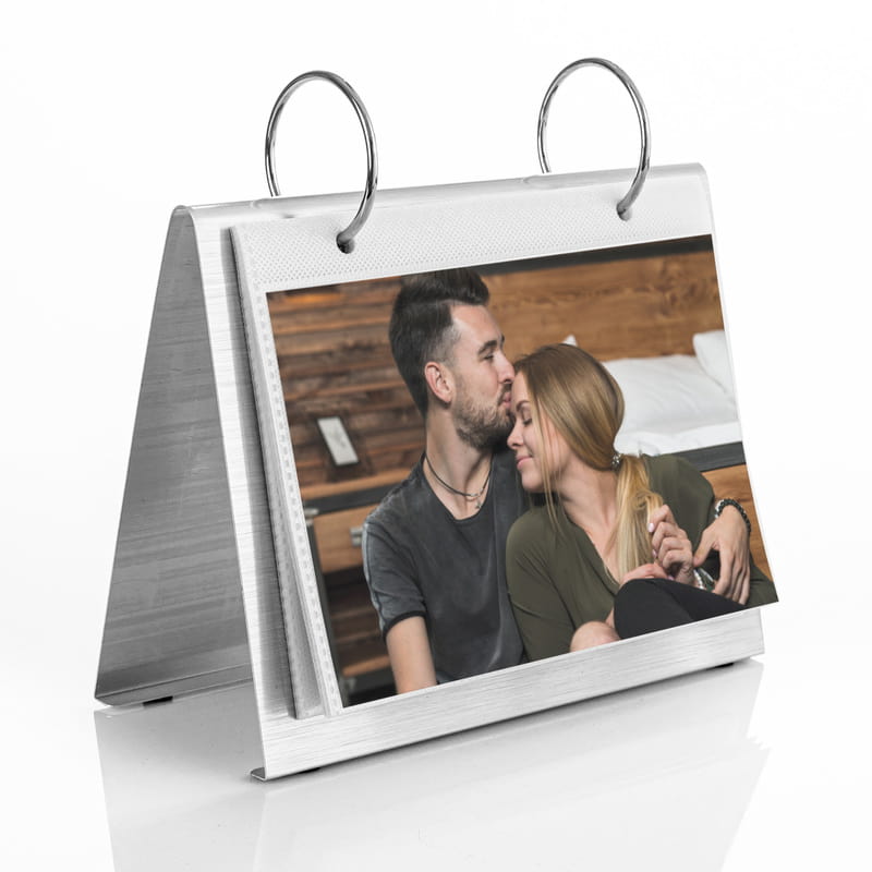 Sevgiliye Hediye 10 Fotoğraflı Masaüstü Metal Fotoğraf Albümü