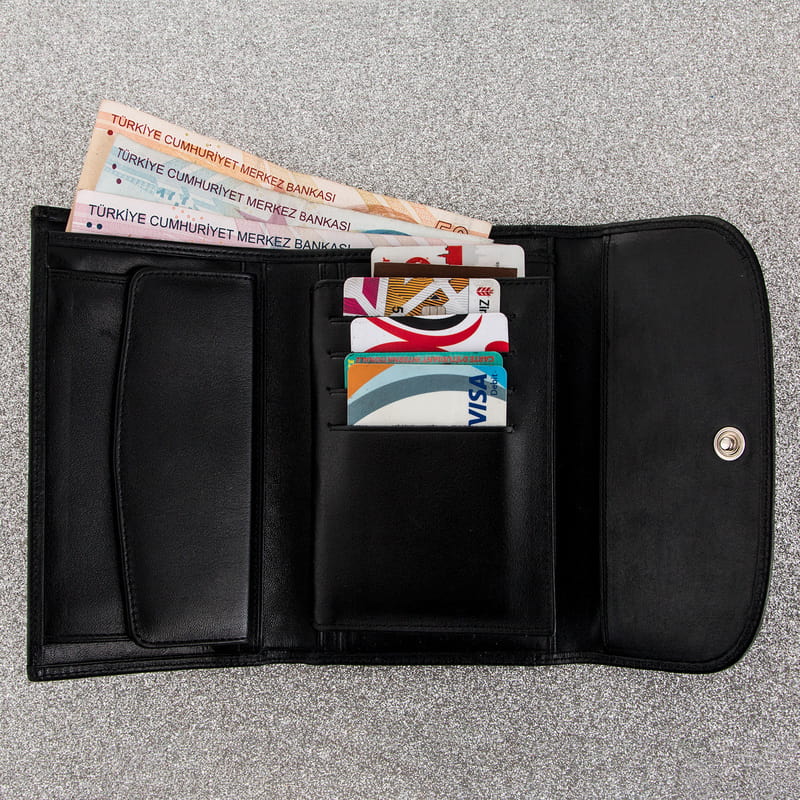 Sevgiliye Yıldönümü Hediyesi İsim Yazılı Kadın Cüzdanı - Hakiki Deri