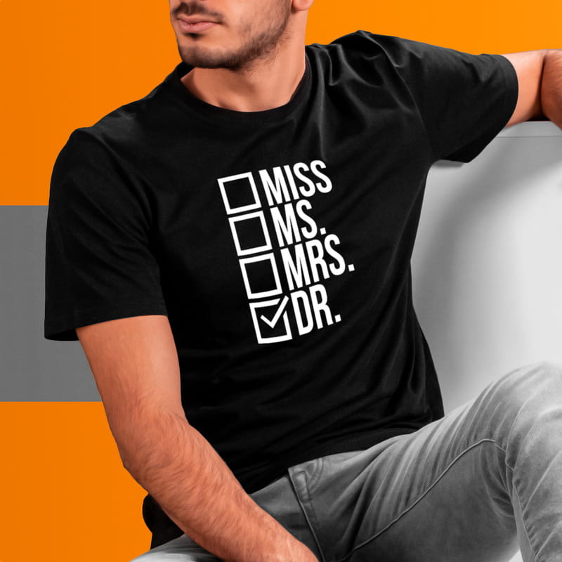 Yeni Doktora Hediye Esprili Unisex Tişört - %100 Pamuklu Kumaş