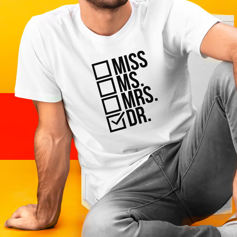 Yeni Doktora Hediye Esprili Unisex Tişört - %100 Pamuklu Kumaş